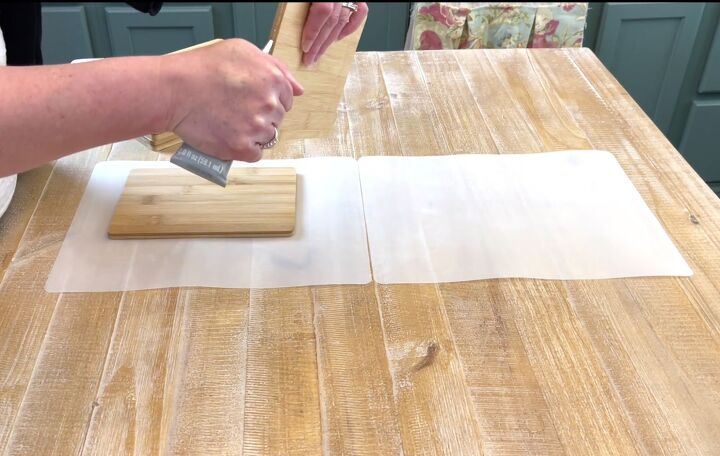 diy cutting board shelves