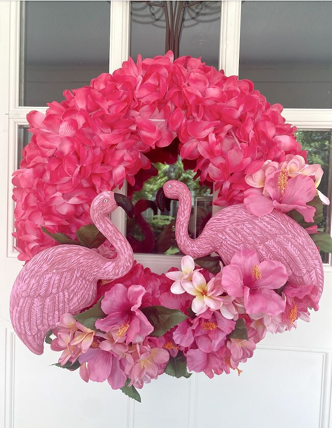 10 home diy projects that use pantone s color of the year for 2023, 2 Flamingo wreath