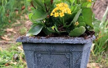 How To Make A Plastic Planter Look Like Aged Concrete