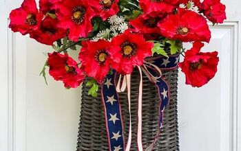 Cómo hacer una cesta patriótica de verano para la puerta