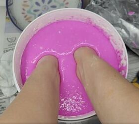 She mixes up this bucket of goo and sticks her hands in for this ridiculously cool countertop decor idea