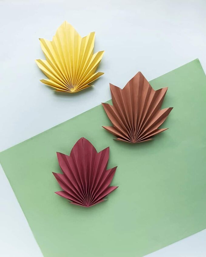 how to make this easy fall leaf craft for kids