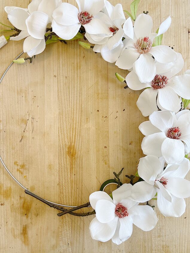 easy summer magnolia wreath diy, four