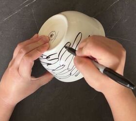 She scribbles all over a cheap bowl, then wipes it off to give it this gorgeous upgrade in 20 minutes flat