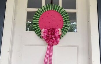 How to Make a Watermelon Wreath With a Dollar Tree Pizza Pan