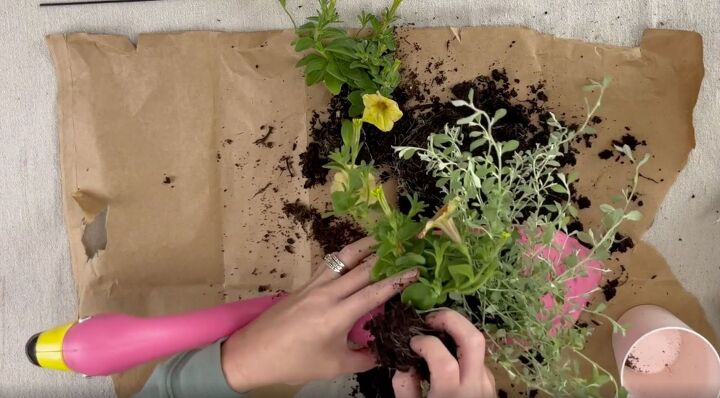 dollar store flamingo planters