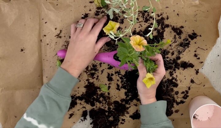 dollar store flamingo planters