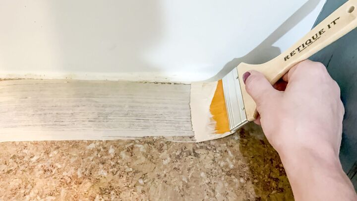 How to Paint Laminate Countertops to Look Like Wood