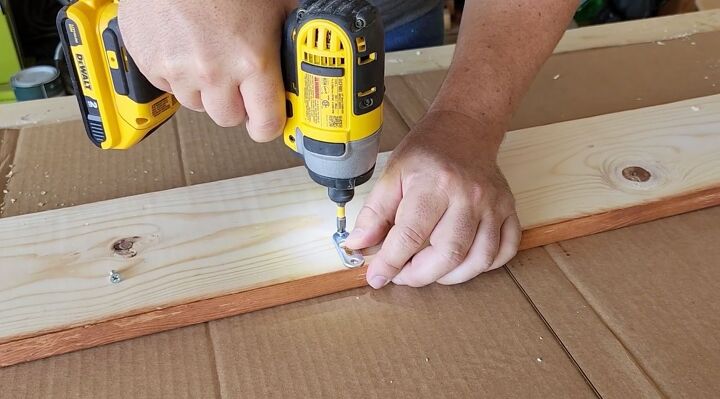 bathroom window treatment