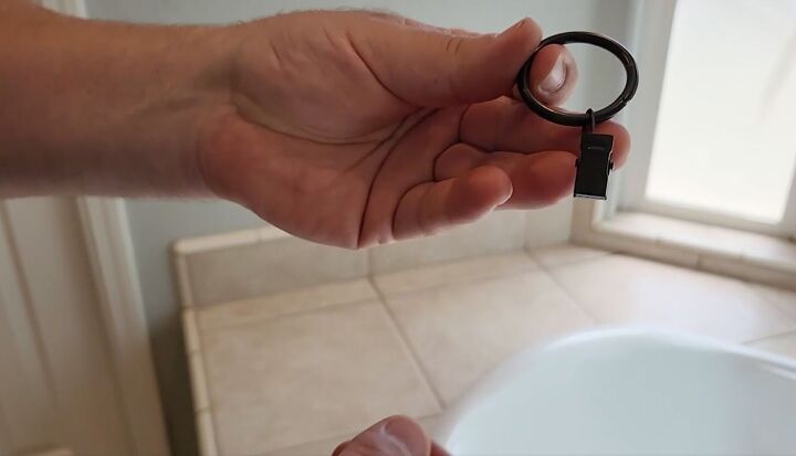 bathroom window treatment