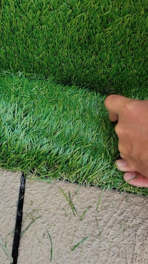 doy grass backdrop wall, Use a utility Knife to cut off the extra