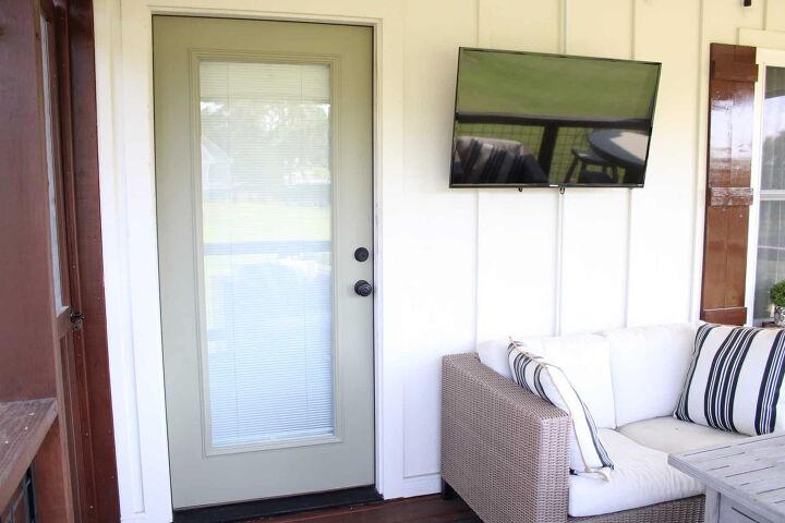 cmo pintar puertas exteriores, Aqu est una vista de la puerta exterior pintada en nuestra rea de porche protegido