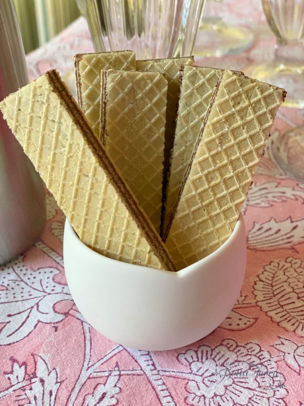 it s summer and cool down with an ice cream social, Voortman Bakery Chocolate Wafers