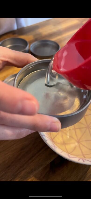 how to make a natural diy wood wax 2 ingredients, Adding mixture to containers