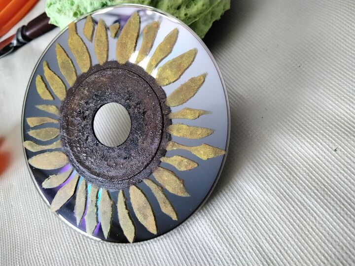 arte de tcnica mixta cds de bolsillo convertidos en girasoles, Pintura de la flor completa