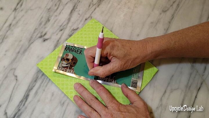 diy giant garden markers upcycled aluminum can project