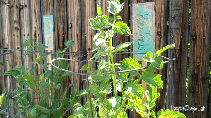 diy giant garden markers upcycled aluminum can project