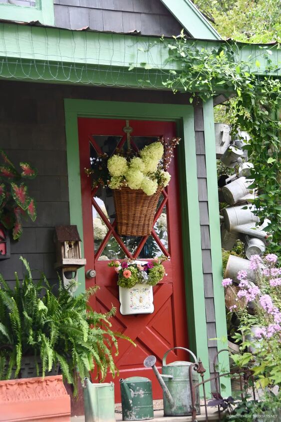 create a door basket with garden flower for summer
