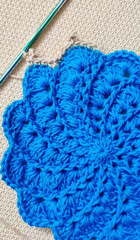 whirlpool crochet flower doily