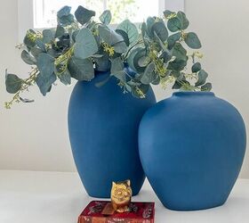 A Vase Makeover Using Clay Paint