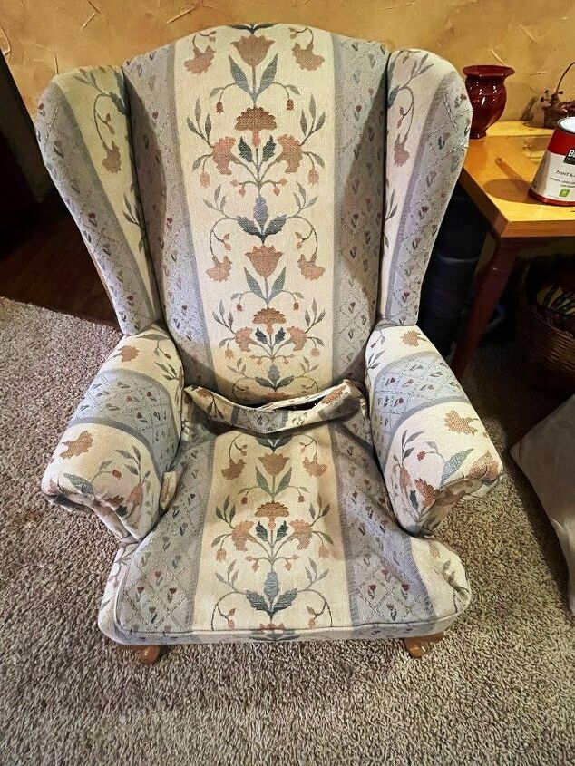 What I Learned When Painting My Upholstered Chair