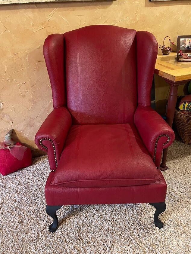 What I Learned When Painting My Upholstered Chair