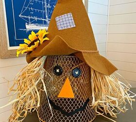 Make a Scarecrow From a Dollar Tree Wastebasket!