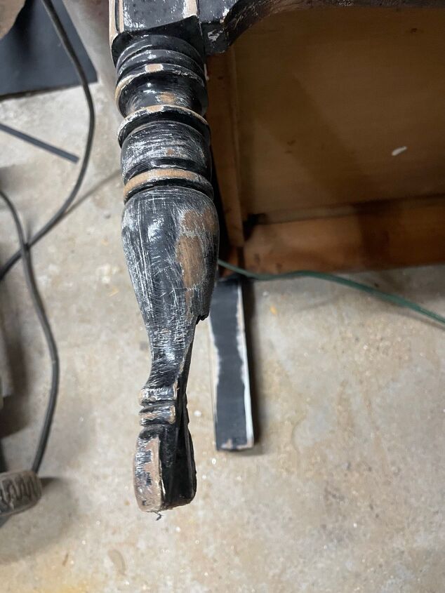 Cómo recrear la pata de un mueble roto | Hometalk