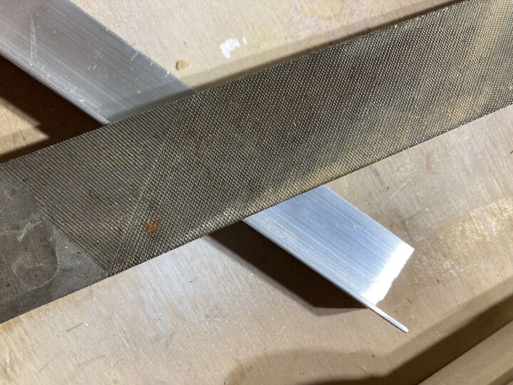 escalera de manta de madera y aluminio