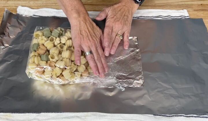 aluminum foil life hacks