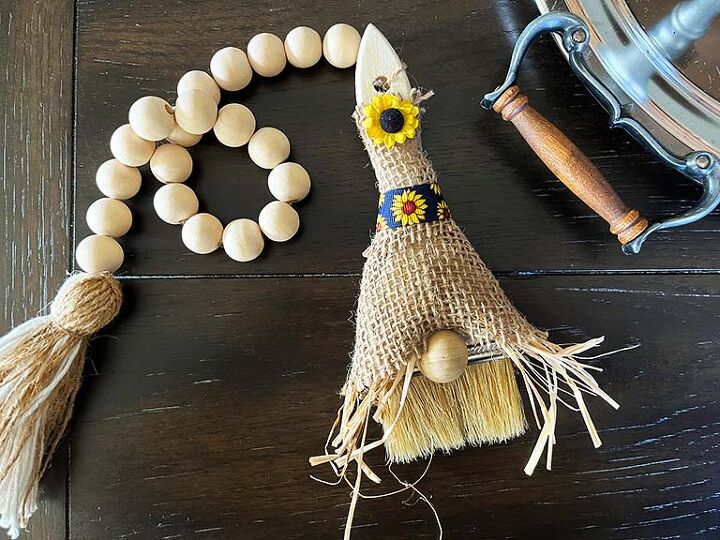 paintbrush scarecrow craft