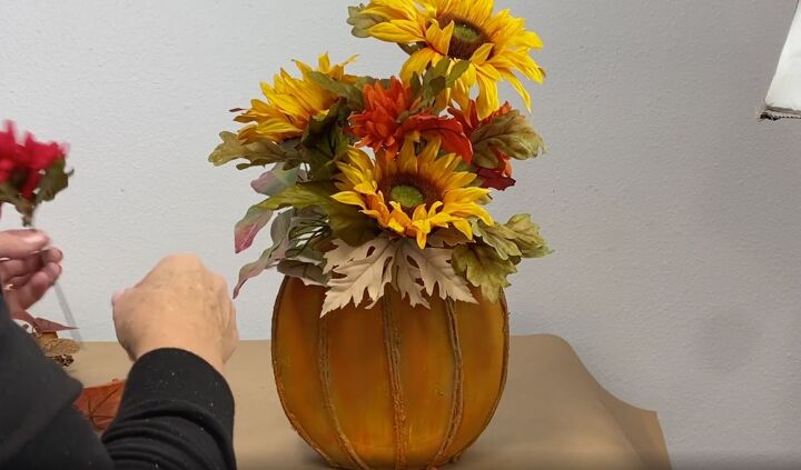 tide pods centerpiece