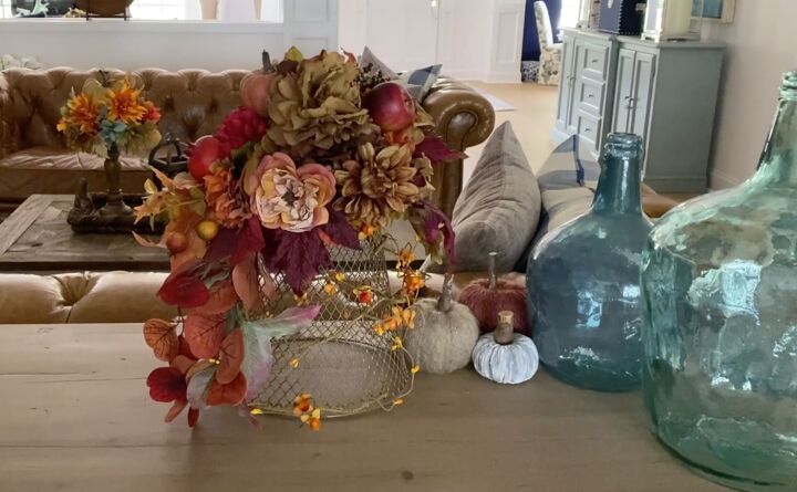 Waste paper basket centerpiece
