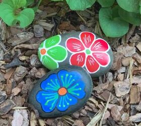 Rocas pintadas con flores - Tutorial fácil