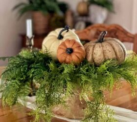 ideas de upcycle para que un cuenco de cermica parezca de piedra, upcycle ideas taz n de cer mica despu s del cambio de imagen para parecerse a la piedra en el comedor decorado para el oto o con vegetaci n y calabazas en la mesa de comedor como centro de mesa