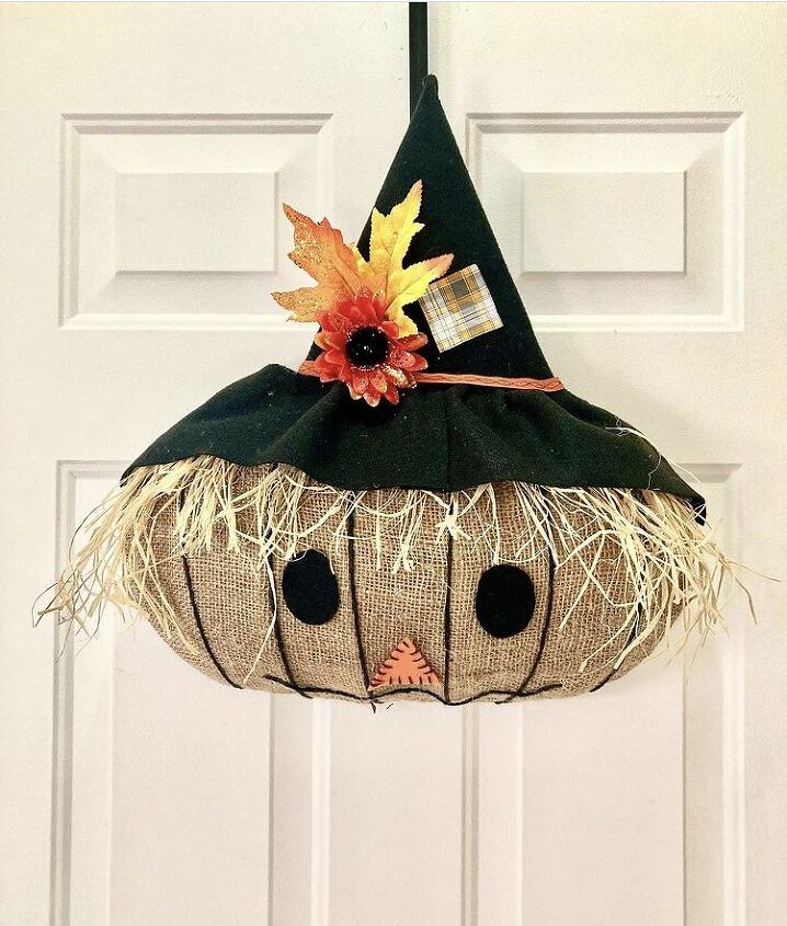 scarecrow face wreath