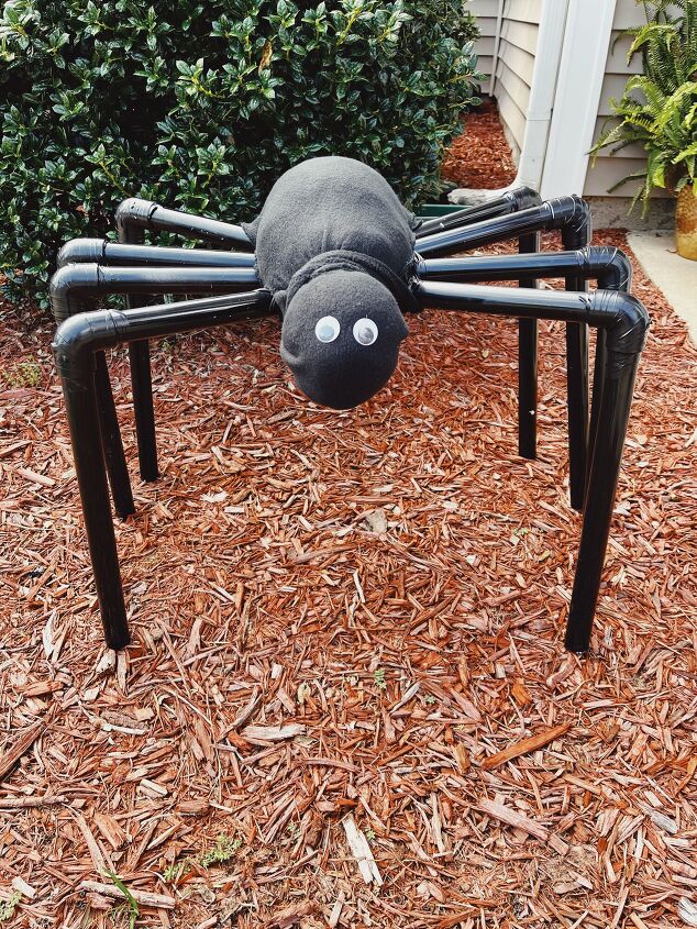 How to Craft a Haunting DIY Spider Yard Decor for Halloween