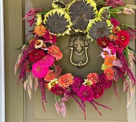 guirnalda para la puerta de entrada con flores frescas de jardn, Mi corona de oto o DIY para la puerta principal antes de a adir la hiedra