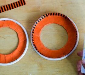 juego de truco o trato de halloween diy upcycle yoghurt pots