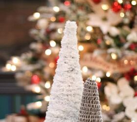 cmo crear fcilmente un maravilloso mini rbol de navidad de sobremesa, mini rboles de Navidad hechos con conos de papel mach y diferentes tipos de hilo