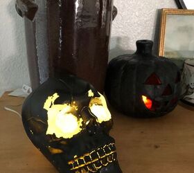 Dollar Store Light Up Halloween Skull DIY