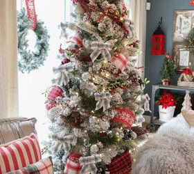 cmo disear fcilmente el rbol de navidad ms admirado con lazo derecho, rbol de Navidad rojo y blanco decorado con cintas rojas y guirnalda de bayas