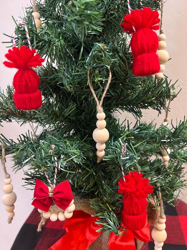 festive red beanie christmas tree ornament, R