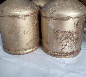 campana rstica de pottery barn, Campanas blancas cubiertas con Rub n Buff dorado y pintura acr lica marr n