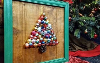 Framed Christmas Ornament Tree!