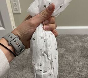 use toilet paper rolls to wrap adorable gifts