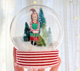 cmo hacer globos de nieve navideos bonitos y fciles, Las bolas de nieve navide as DIY son TAN divertidas y f ciles de hacer Tambi n son estupendos regalos navide os para cualquier persona a cualquier edad Tienes que probarlas