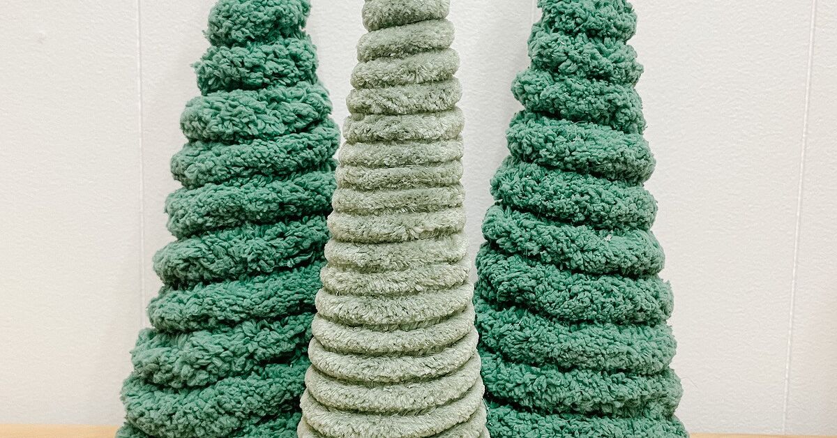 Wool Yarning Tree How to Make DIY Yarn Christmas Trees For the Holidays | Hometalk