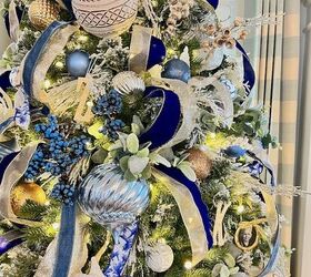 adornos de letras en pan de oro, rbol de Navidad Azul y Blanco con Adornos de Iniciales en Hoja Dorada