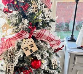 adornos caseros diy para un rbol de navidad en la cocina, rbol de Navidad en la cocina con adornos caseros DIY